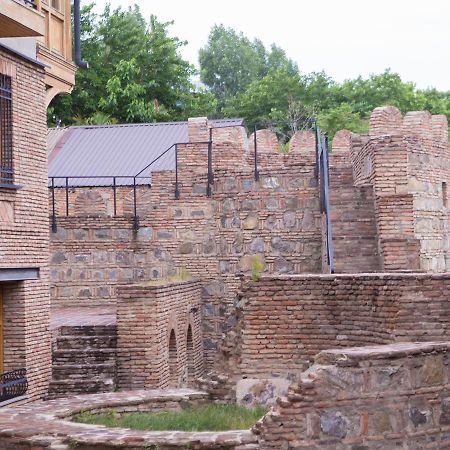 تبليسي Metekhi Ubani'S Guesthouse المظهر الخارجي الصورة